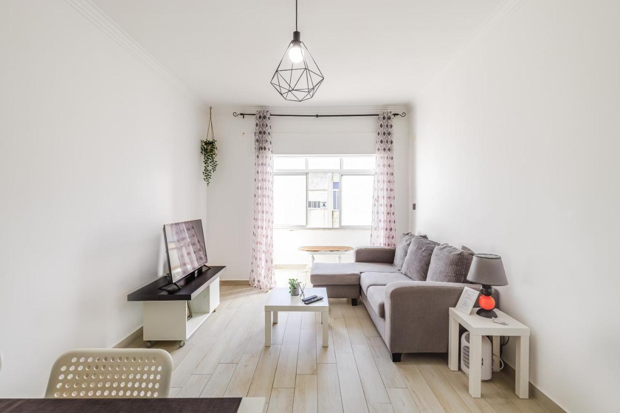 Alhos Vedros Sleeptubal Moderne Accommodatie מראה חיצוני תמונה